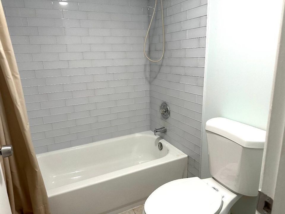 shower tub