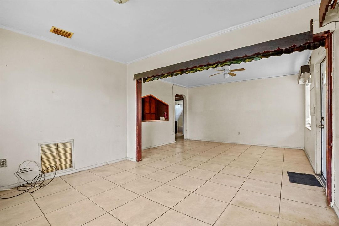 04 Living room 01