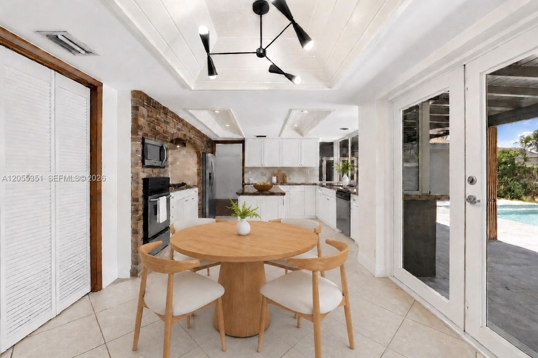 For Sale: $1,250,000 (4 beds, 3 baths, 2817 Square Feet)