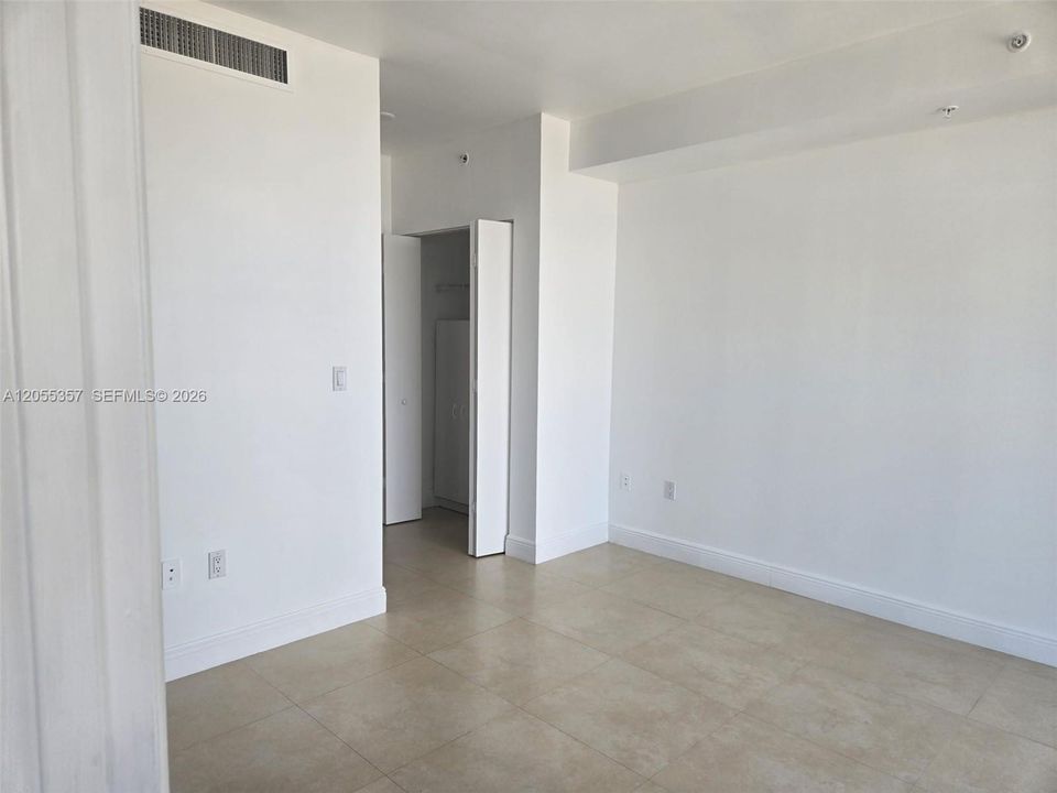 В аренду: $2,900 (1 спален, 1 ванн, 754 Квадратных фут)