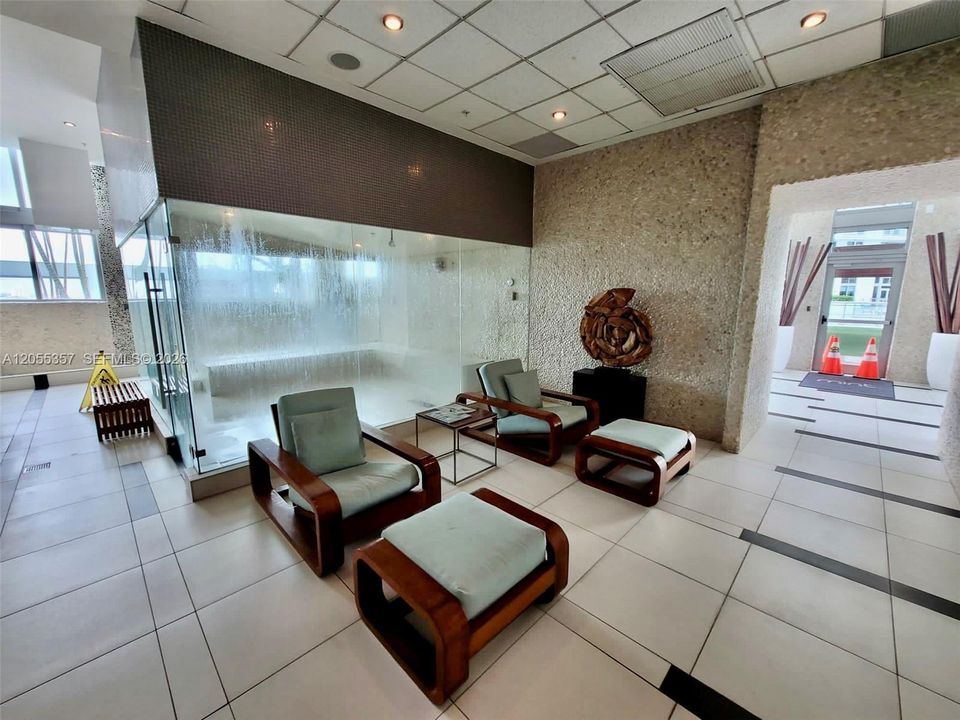 В аренду: $2,900 (1 спален, 1 ванн, 754 Квадратных фут)