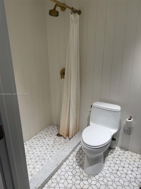 En Renta: $12,000 (4 camas, 3 baños, 1650 Pies cuadrados)