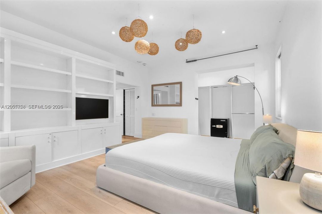 En Renta: $12,000 (4 camas, 3 baños, 1650 Pies cuadrados)