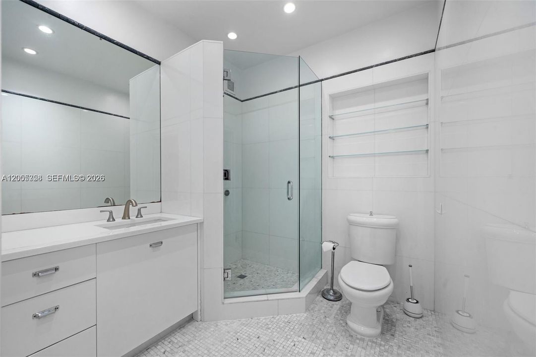 En Renta: $12,000 (4 camas, 3 baños, 1650 Pies cuadrados)