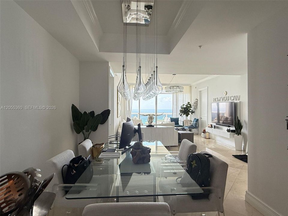 For Rent: $5,500 (2 beds, 2 baths, 1348 Square Feet)
