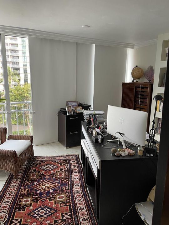 For Rent: $16,000 (3 beds, 3 baths, 2366 Square Feet)