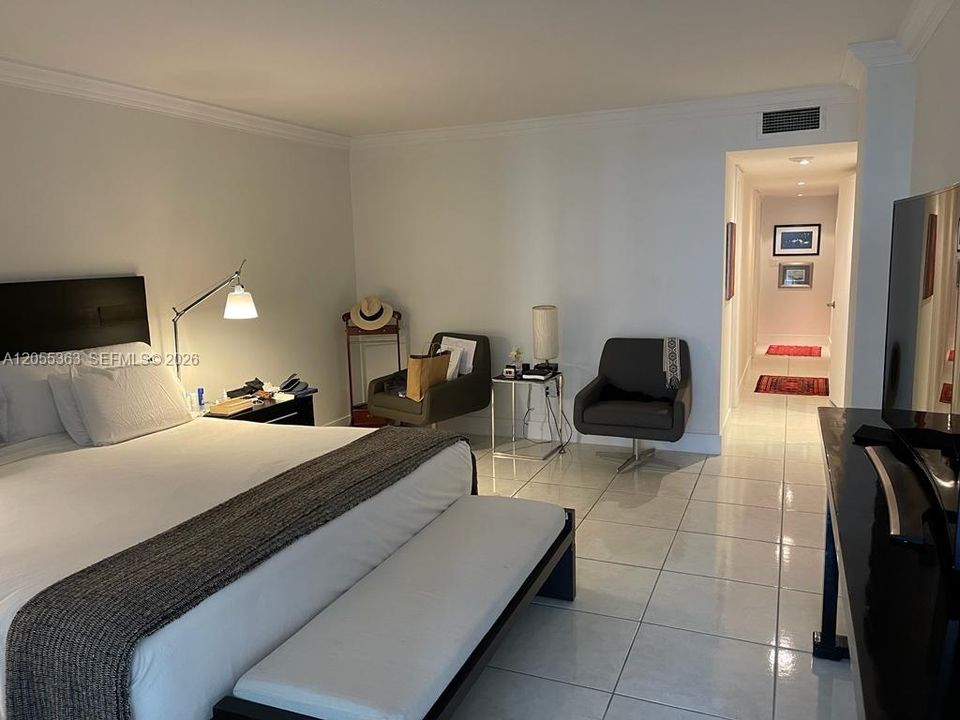 For Rent: $16,000 (3 beds, 3 baths, 2366 Square Feet)