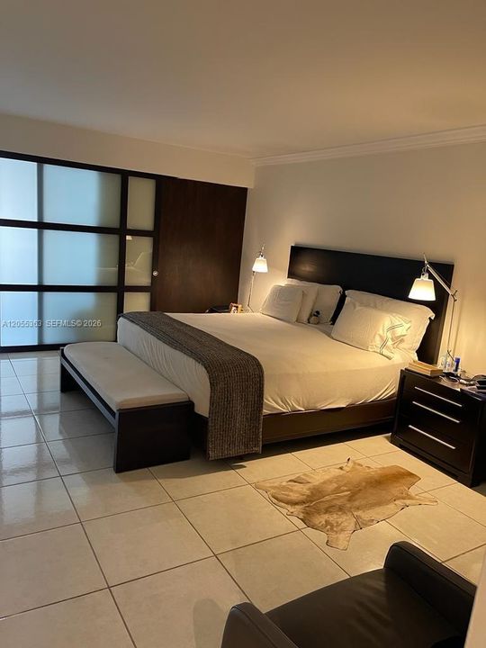 For Rent: $16,000 (3 beds, 3 baths, 2366 Square Feet)