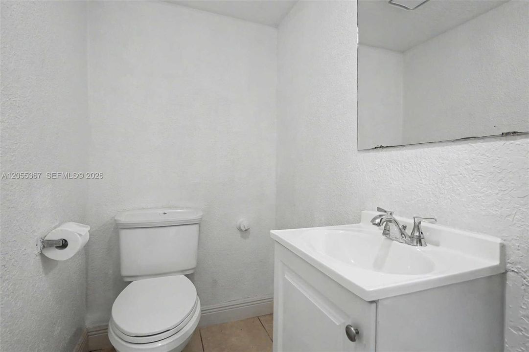 На продажу: $259,900 (3 спален, 1 ванн, 1167 Квадратных фут)