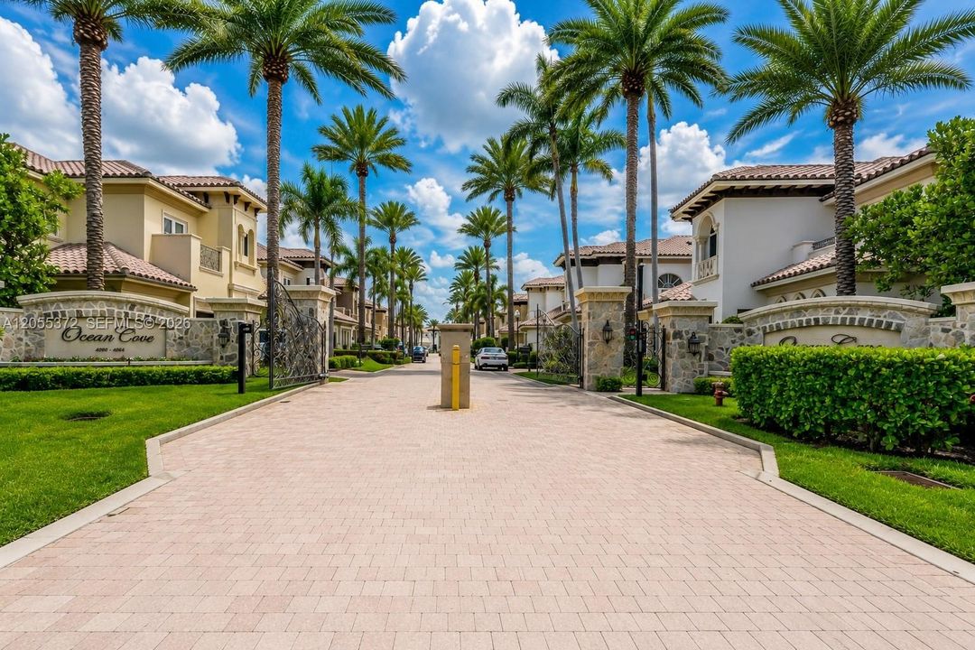 На продажу: $4,490,000 (4 спален, 4 ванн, 4513 Квадратных фут)