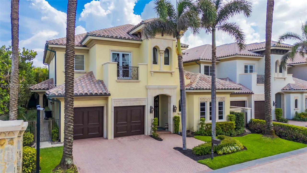 На продажу: $4,490,000 (4 спален, 4 ванн, 4513 Квадратных фут)