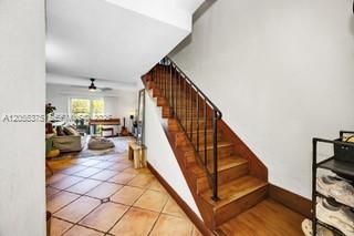 For Rent: $2,900 (3 beds, 2 baths, 1040 Square Feet)