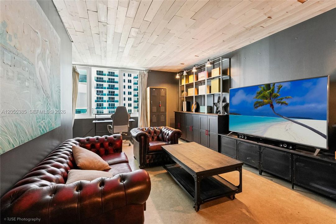 En Venta: $520,000 (0 camas, 1 baños, 660 Pies cuadrados)