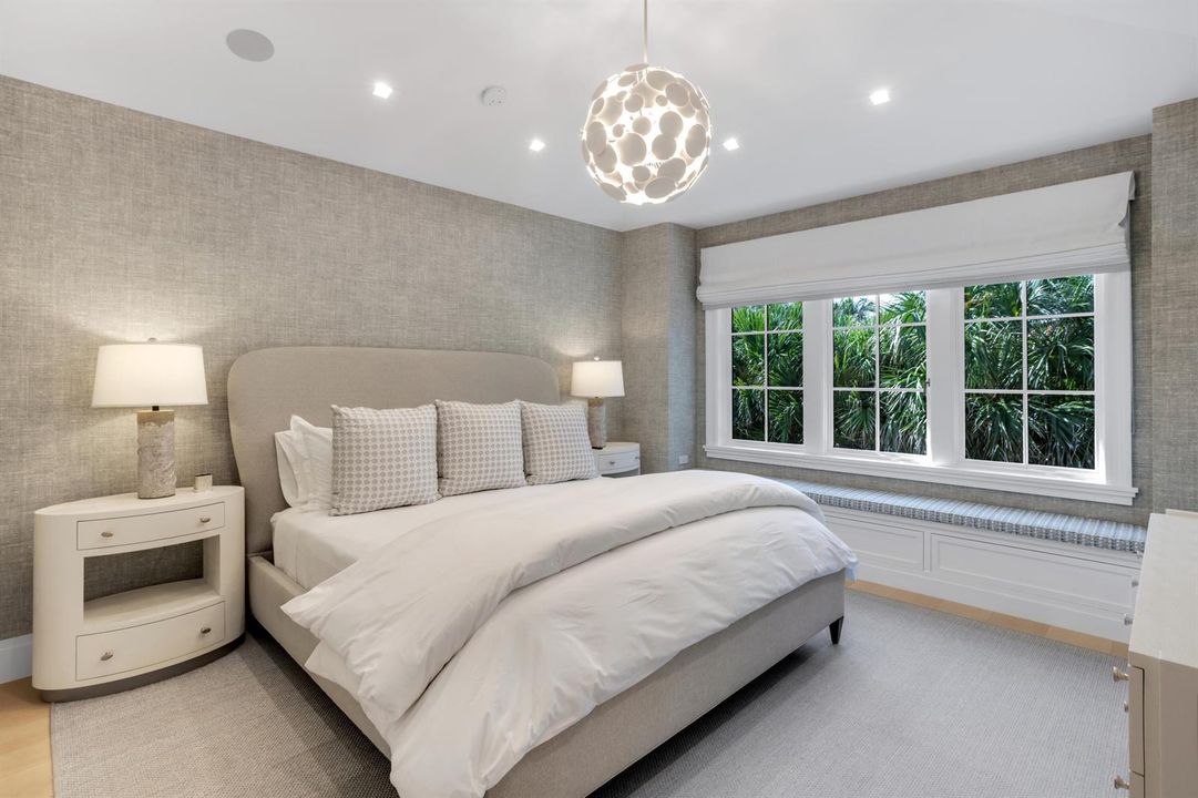 mls_BEDROOM_1_EB