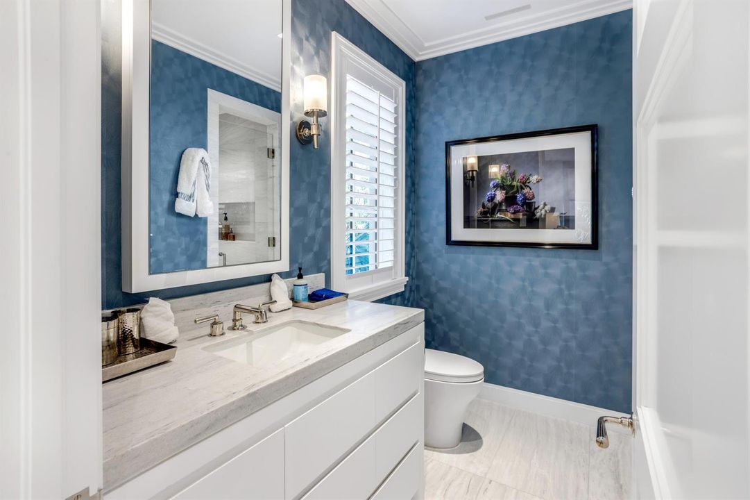 mls_BATHROOM_2_EB