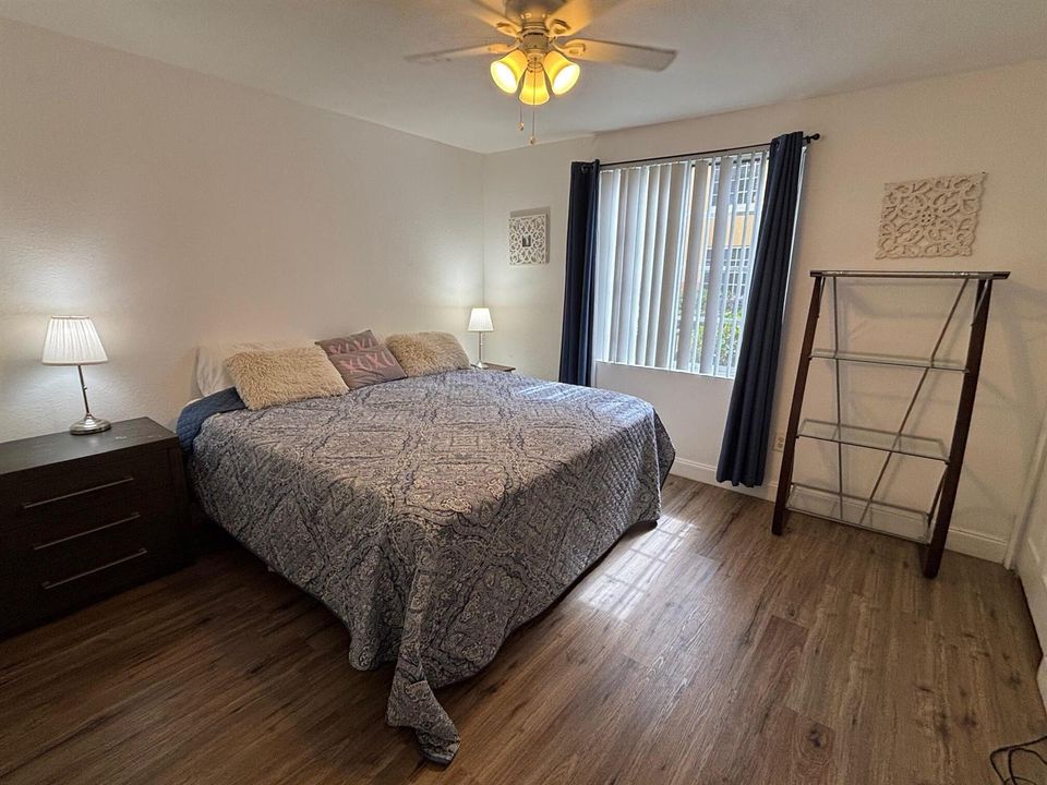 Principal bedroom