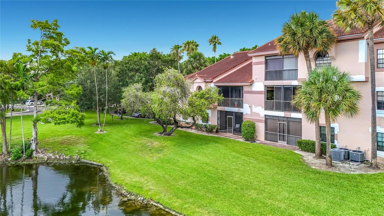 En Venta: $332,500 (3 camas, 2 baños, 1120 Pies cuadrados)