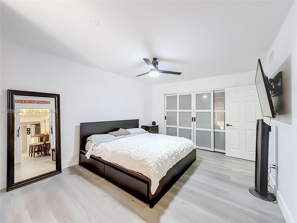 En Venta: $332,500 (3 camas, 2 baños, 1120 Pies cuadrados)