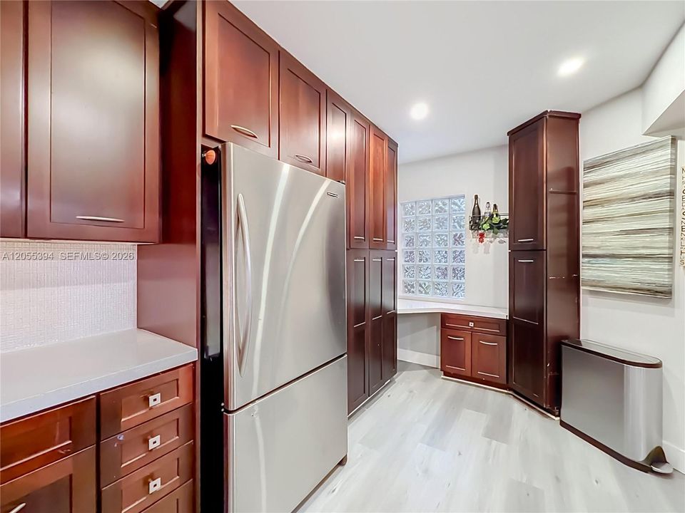 En Venta: $332,500 (3 camas, 2 baños, 1120 Pies cuadrados)