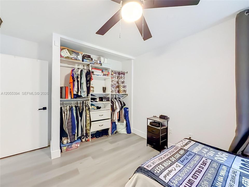 En Venta: $332,500 (3 camas, 2 baños, 1120 Pies cuadrados)