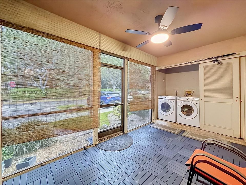 En Venta: $332,500 (3 camas, 2 baños, 1120 Pies cuadrados)