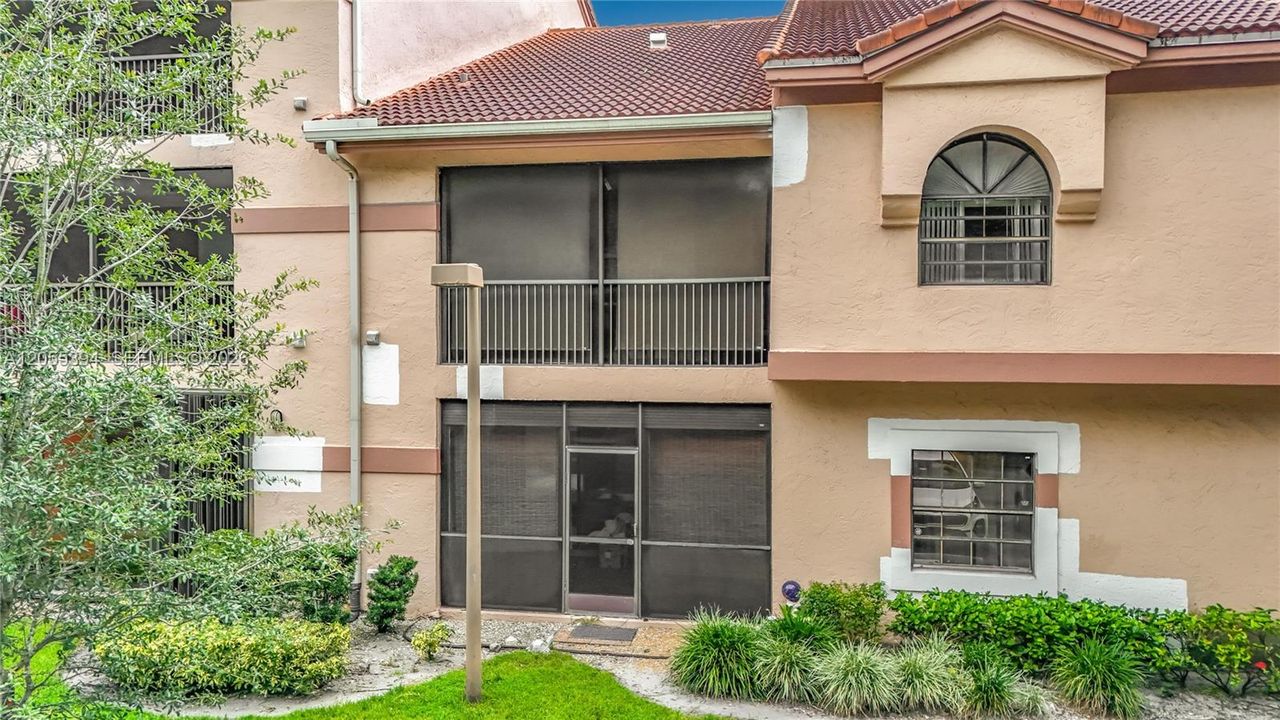 En Venta: $332,500 (3 camas, 2 baños, 1120 Pies cuadrados)