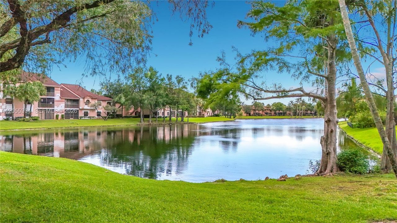 En Venta: $332,500 (3 camas, 2 baños, 1120 Pies cuadrados)