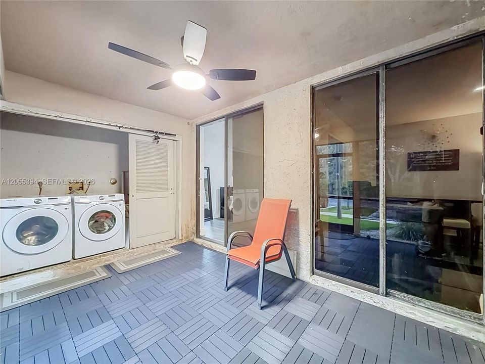 En Venta: $332,500 (3 camas, 2 baños, 1120 Pies cuadrados)