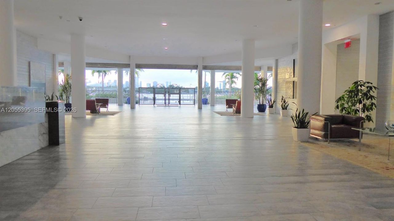 For Sale: $535,000 (1 beds, 1 baths, 850 Square Feet)