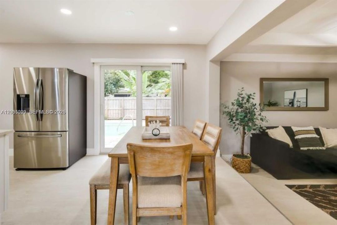 For Rent: $6,500 (4 beds, 3 baths, 1728 Square Feet)