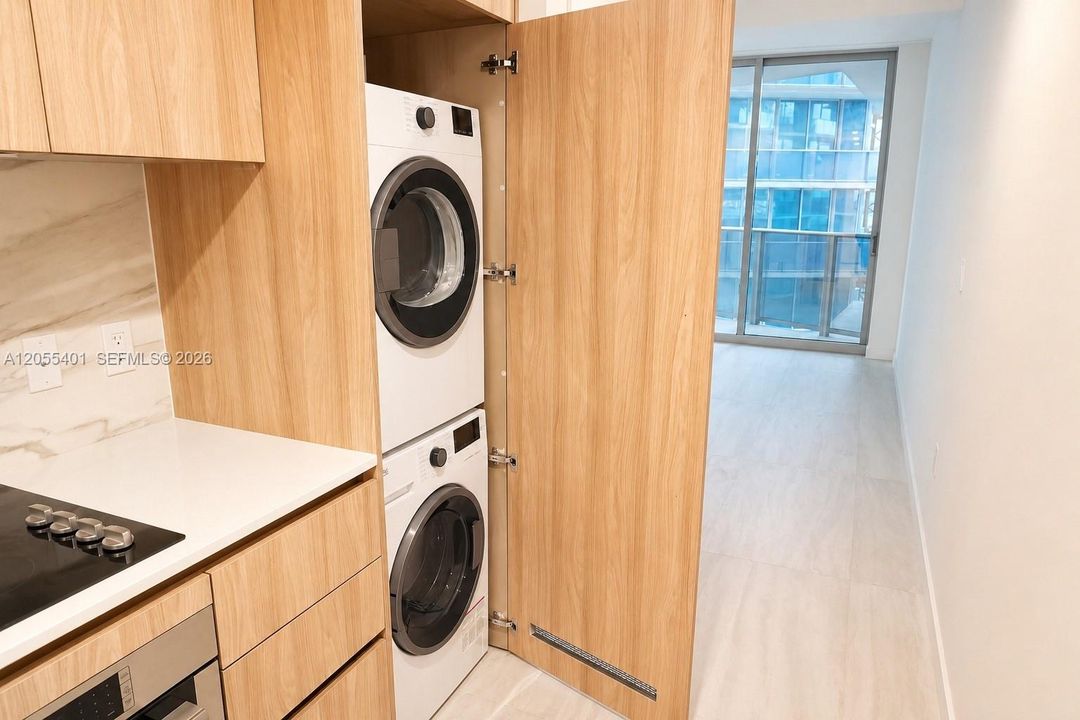В аренду: $5,000 (1 спален, 1 ванн, 0 Квадратных фут)