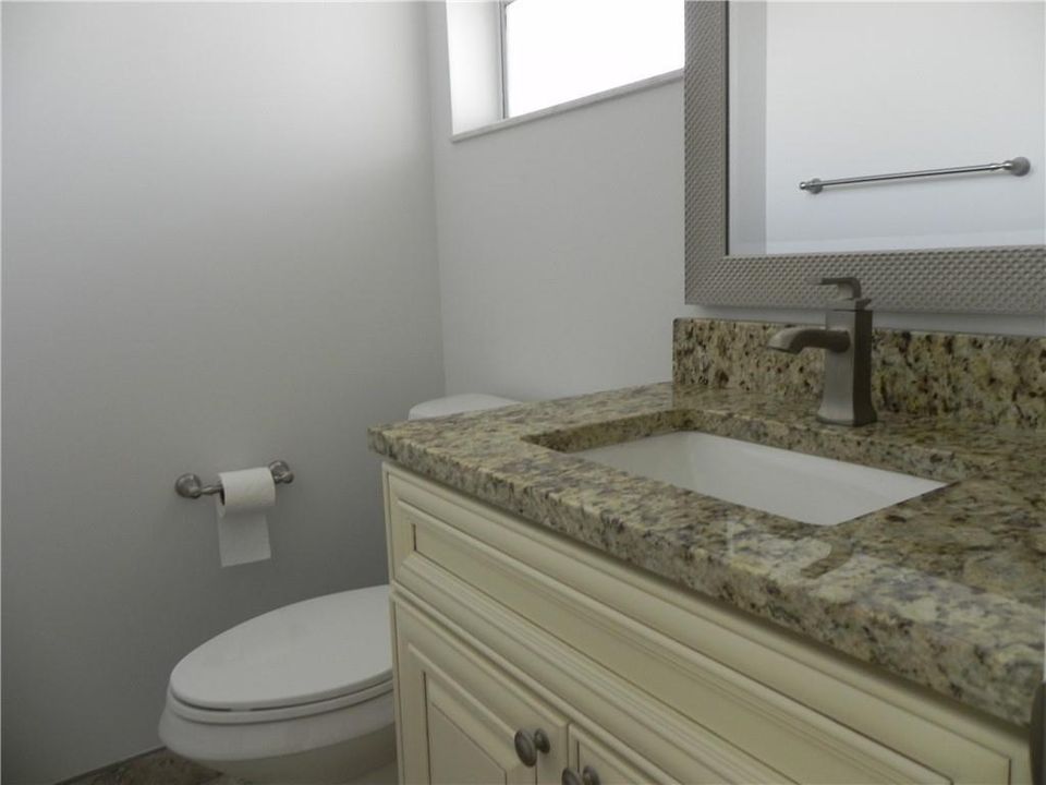 1/2 bath