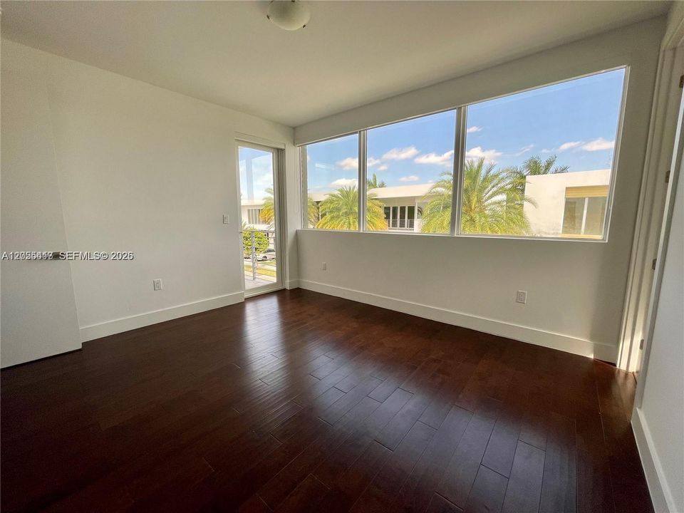 For Rent: $10,500 (6 beds, 7 baths, 4874 Square Feet)