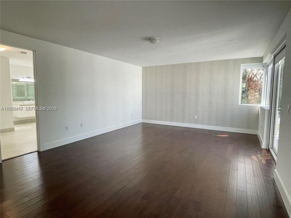 For Rent: $10,500 (6 beds, 7 baths, 4874 Square Feet)