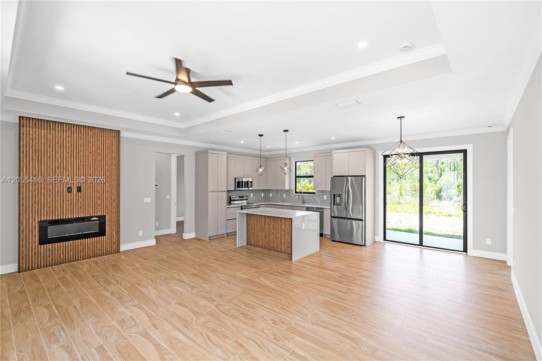 En Venta: $329,000 (4 camas, 2 baños, 0 Pies cuadrados)