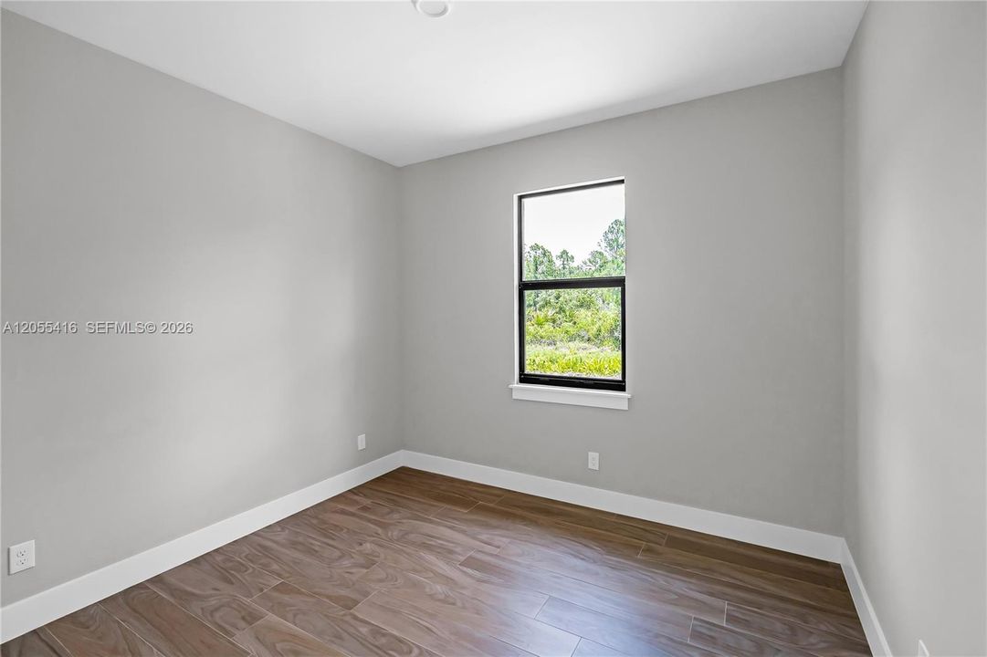 En Venta: $329,000 (4 camas, 2 baños, 0 Pies cuadrados)