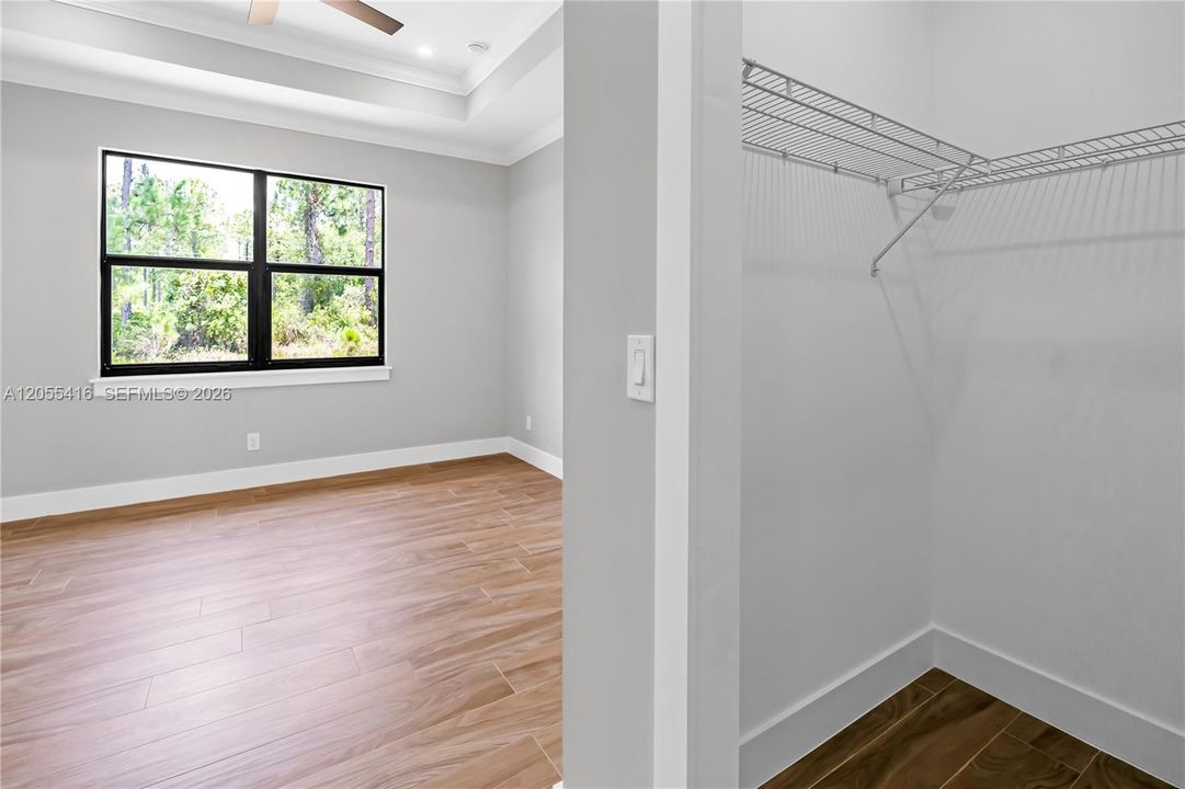 En Venta: $329,000 (4 camas, 2 baños, 0 Pies cuadrados)