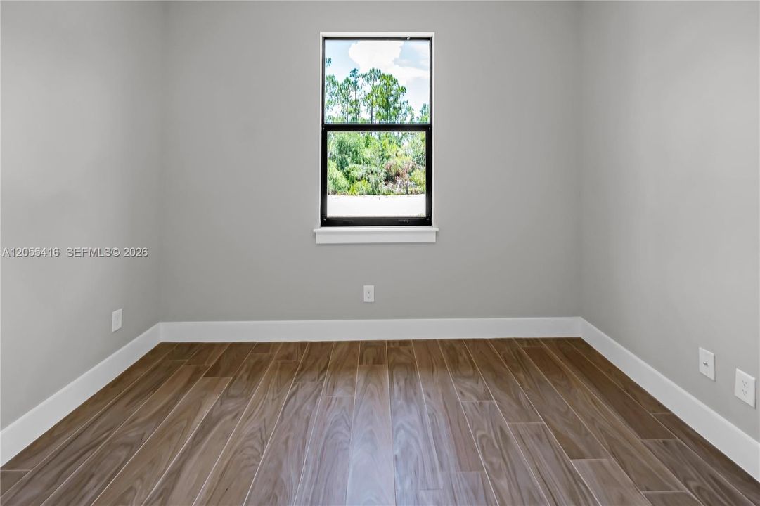En Venta: $329,000 (4 camas, 2 baños, 0 Pies cuadrados)