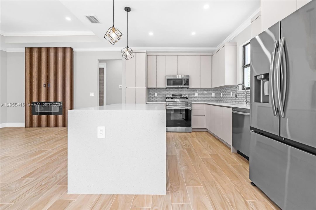 En Venta: $329,000 (4 camas, 2 baños, 0 Pies cuadrados)