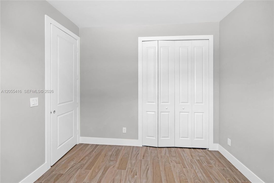 En Venta: $329,000 (4 camas, 2 baños, 0 Pies cuadrados)