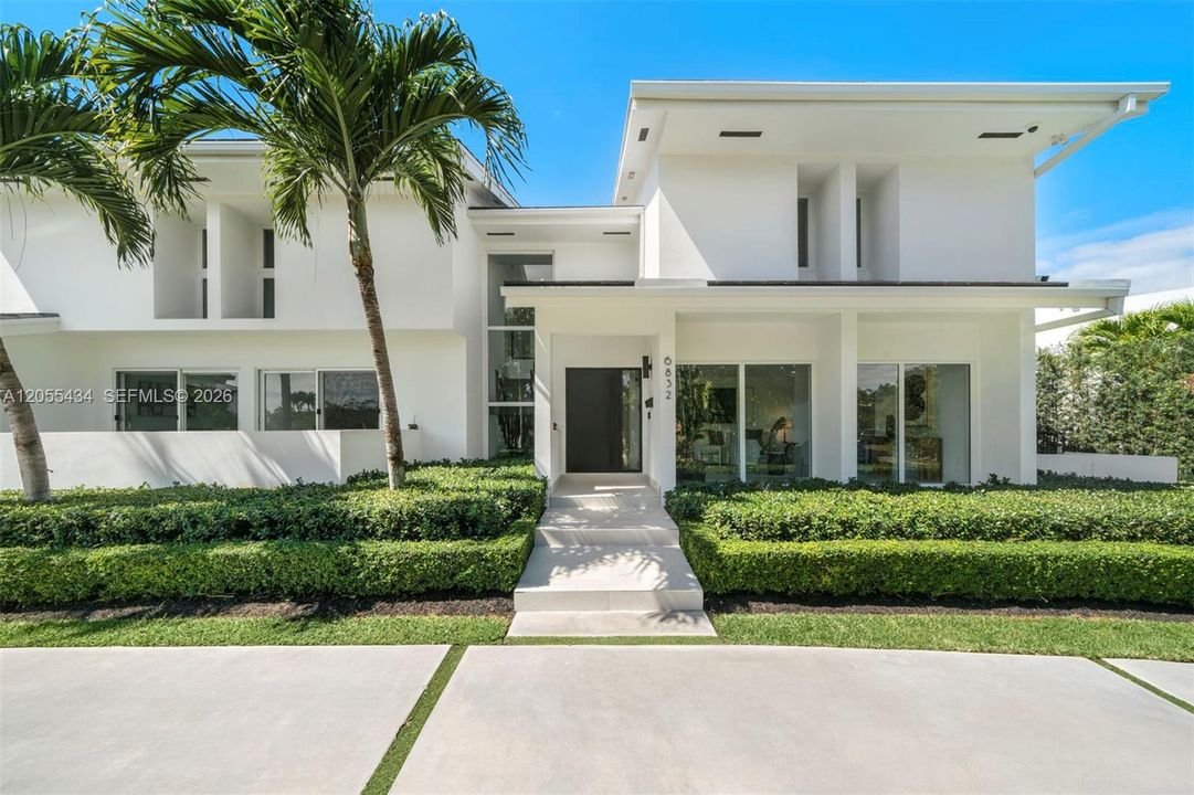 En Venta: $11,250,000 (5 camas, 5 baños, 6606 Pies cuadrados)