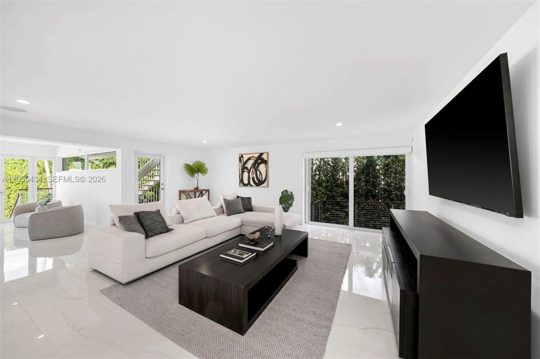 En Venta: $11,250,000 (5 camas, 5 baños, 6606 Pies cuadrados)