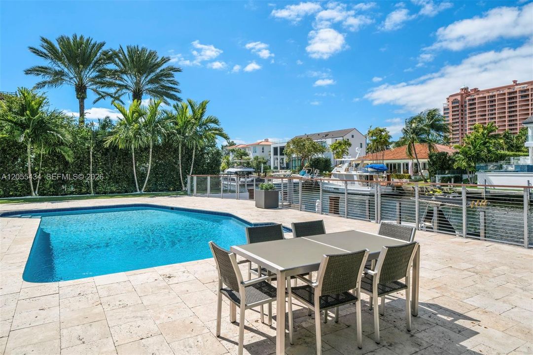 En Venta: $11,250,000 (5 camas, 5 baños, 6606 Pies cuadrados)