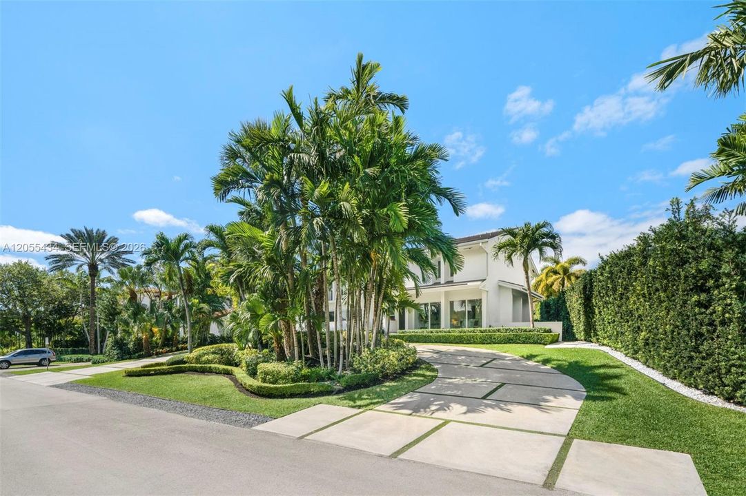 En Venta: $11,250,000 (5 camas, 5 baños, 6606 Pies cuadrados)