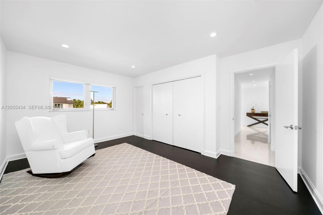 En Venta: $11,250,000 (5 camas, 5 baños, 6606 Pies cuadrados)