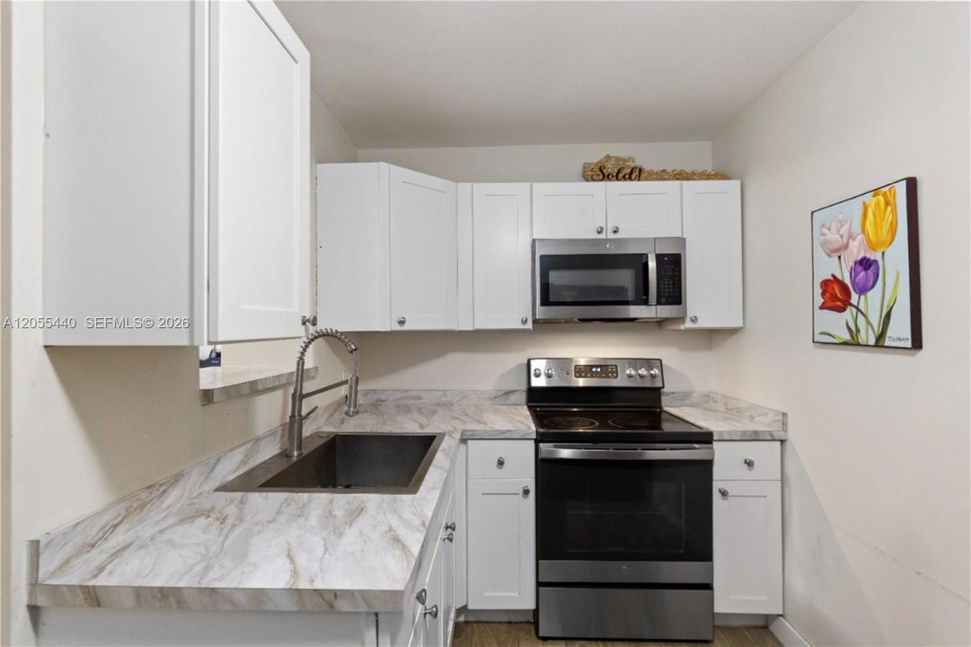 En Venta: $420,000 (3 camas, 1 baños, 1016 Pies cuadrados)