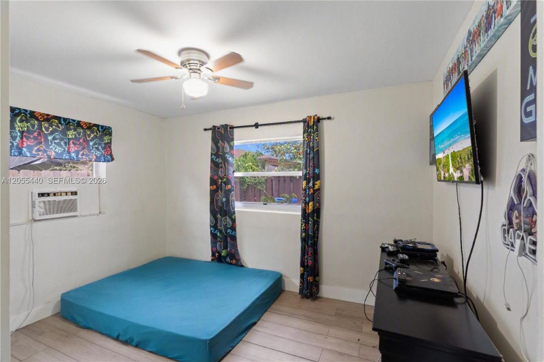 En Venta: $420,000 (3 camas, 1 baños, 1016 Pies cuadrados)