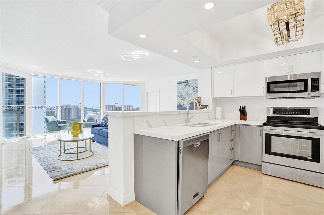 For Sale: $1,450,000 (2 beds, 2 baths, 1423 Square Feet)