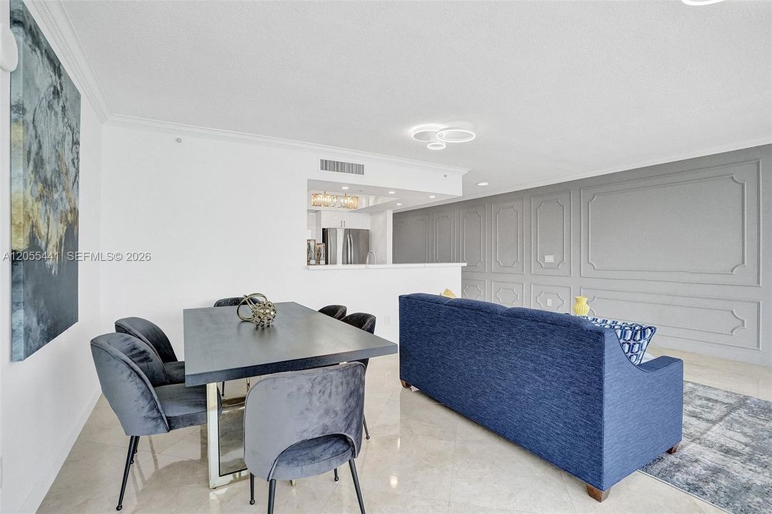 For Sale: $1,450,000 (2 beds, 2 baths, 1423 Square Feet)