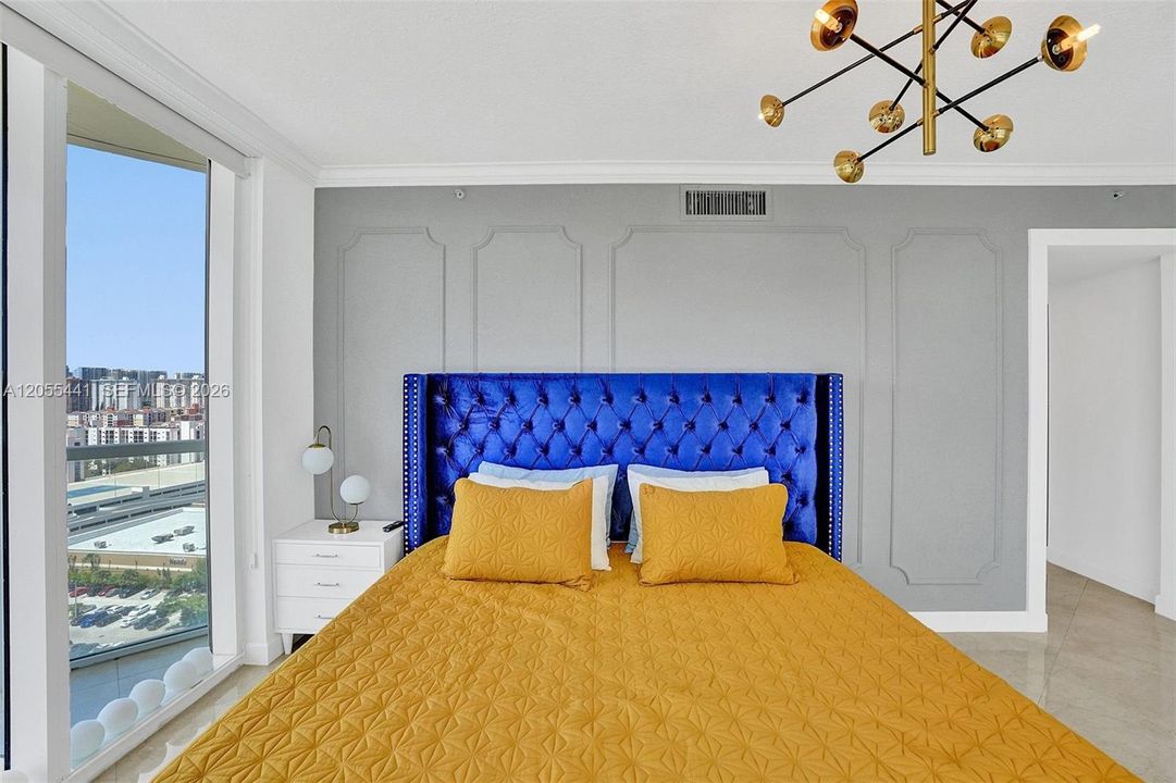 For Sale: $1,450,000 (2 beds, 2 baths, 1423 Square Feet)